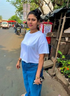 Cam& Real meet,Nisha Independent Girl - escort in Mumbai Photo 4 of 5