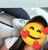 Cam& Real meet,Nisha Independent Girl - puta in Mumbai