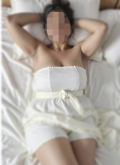 ꧁ CAM & REAL SESSION ꧂, escort1 - escort in Bangalore Photo 1 of 3