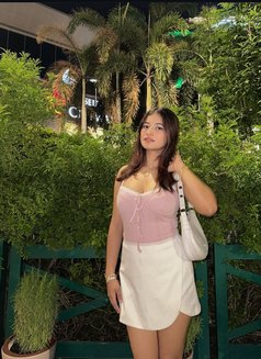 Cam Sarvice Real Meet All Possible - escort in New Delhi Photo 1 of 1
