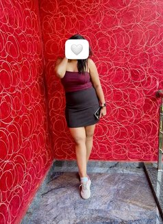 Cam Service and Full Service Pramudi - escort in Colombo Photo 2 of 3