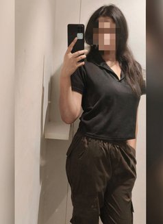 Cam & Service and Meeting - escort in Hyderabad Photo 2 of 2