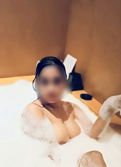 cam service available - puta in New Delhi Photo 5 of 6