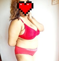 Cam Service & Full Service - escort in Colombo