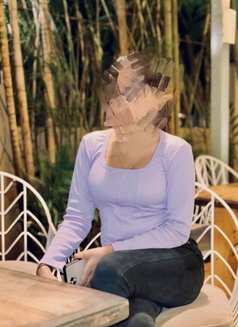 ꧁( Cam Session and Real Meet )꧂, escort - escort in Noida Photo 2 of 5