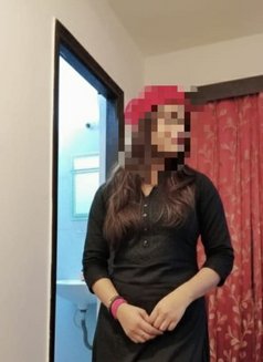 CAM SESSION AND REAL MEET SERVICE - escort in Chennai Photo 4 of 4