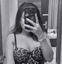 Meet & Cam session available 🦋 - escort in Candolim, Goa Photo 5 of 7