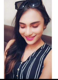 ️ Cam sessions - escort in Kolkata Photo 6 of 12