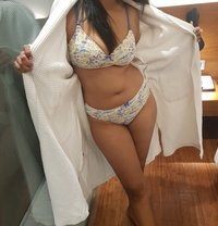 Cam session/Bdsm/Role play/Femdom - puta in Negombo