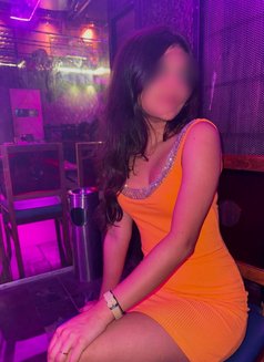 Cam session real meet available now - escort in Hyderabad Photo 2 of 4