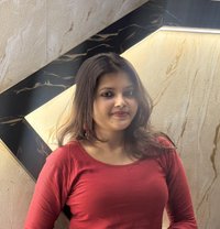 Cam Session & Real Meet - puta in Candolim, Goa