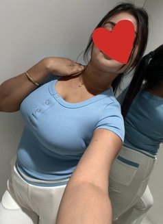 Cam Session & Real Meet - puta in Chennai Photo 6 of 6