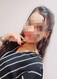 Cam Session & Real Meet - puta in Hyderabad Photo 1 of 3