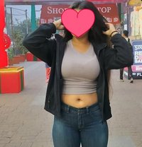 Cam Session & Real Meet - puta in Pune Photo 2 of 3