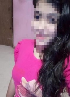 100% genuine independent in cam & meet - escort in Hyderabad Photo 1 of 3