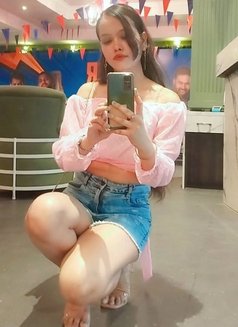 🦋️️️Cam Session & 🥀 Reel Meet🫅🏻 - puta in Mumbai Photo 2 of 2
