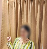 ️❣️cam session with face & real meet❣️ - escort in Hyderabad Photo 1 of 3