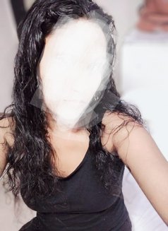 Cam Sex - puta in Candolim, Goa Photo 4 of 5