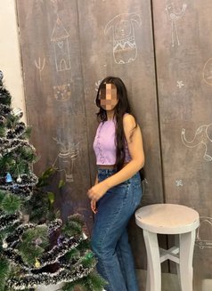 Cam show and meet - escort in Chennai Photo 1 of 2