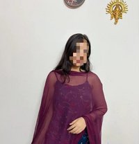 Cam show and meet - escort in Chennai Photo 2 of 2