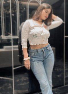 Cam Show and Real, Escort ❣️ - puta in Hyderabad Photo 2 of 3