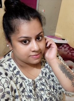 Cam Show and Real Meeting - escort in Kochi Photo 2 of 2
