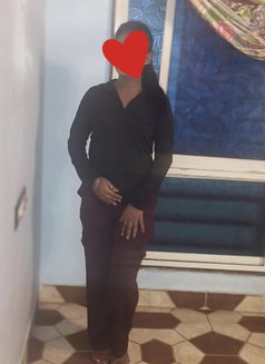 Cam Show Available - puta in Hyderabad Photo 1 of 1