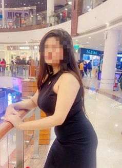 Arrived today Cam & meet Available - puta in Kolkata Photo 2 of 3