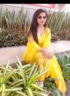 Cam show available now - escort in Hyderabad Photo 4 of 4