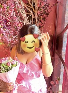 Cam Show ( Full Nude With Face ) - puta in Chennai Photo 1 of 3