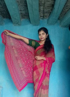 Cam Show - puta in Candolim, Goa Photo 2 of 2