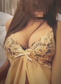 Cam Show or real meet - escort in Kolkata Photo 2 of 7