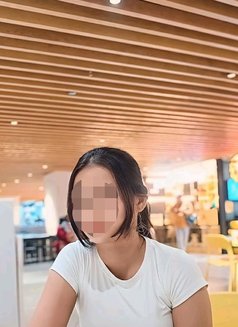 Cam show & real meet (independent) - puta in Lucknow Photo 4 of 5