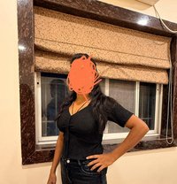 Cam show & meet - escort in Hyderabad