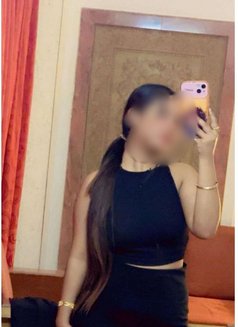 Web cam sisesn available and meet - escort in Hyderabad Photo 1 of 1