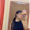 Web cam sisesn available and meet - escort in Hyderabad