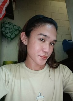 SEX on Cam/MEET - Transsexual escort in Manila Photo 2 of 4