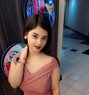 CAM SHOW & REAL MEET AVAILABLE - puta in Bangalore Photo 8 of 10