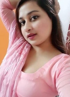Cam Show & Real Meet - puta in Kochi Photo 1 of 1