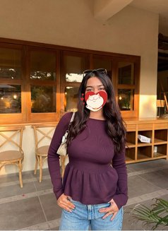 Cam Show Real Meet, Escort - escort in Kathmandu Photo 1 of 3