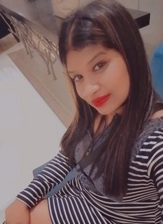 Cam Show & Real Meet - puta in Pune Photo 2 of 2