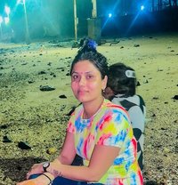 Cam Show & Real Meet(Nisha Independent) - puta in Mumbai