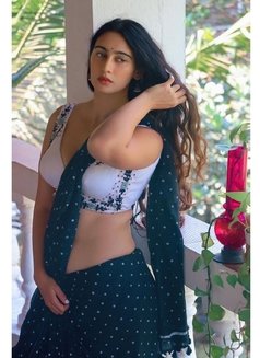 Cam Show + Realme Available - puta in Bangalore Photo 1 of 1