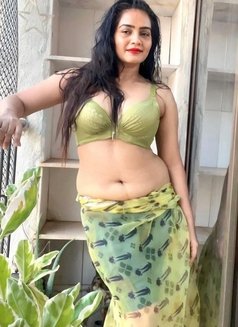 Realme Available - escort in Bangalore Photo 1 of 1