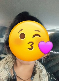 Cam Show sex chat available❤ - puta in New Delhi Photo 3 of 3