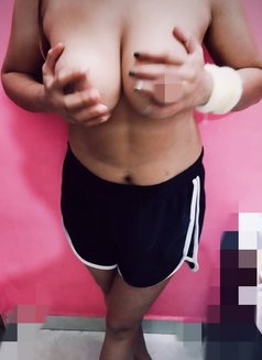 Cam Show Solo/Cpl/BDSM/Cukold/G&B Shower - puta in Pune Photo 12 of 19