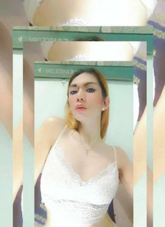 Cam Show Video Call And Special Videos & - Dominadora transexual in Dubai Photo 17 of 17