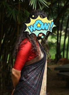 Cam Shows Available - escort in Bangalore Photo 1 of 5