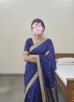 Meet & Cam show premium GFE 🫦 - escort in Hyderabad Photo 2 of 6