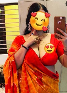 Cam Wali Bhabhi/real Meet - puta in New Delhi Photo 8 of 8